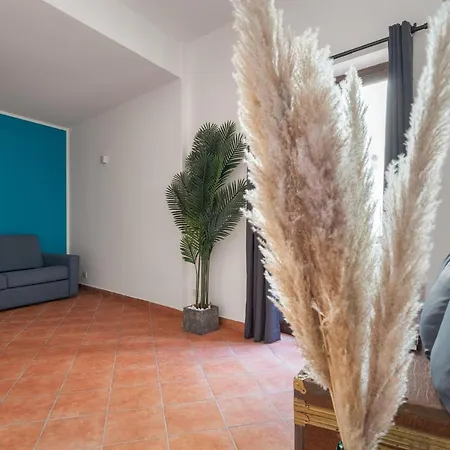 Suk Ballaro House *
