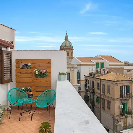 Suk Ballaro House